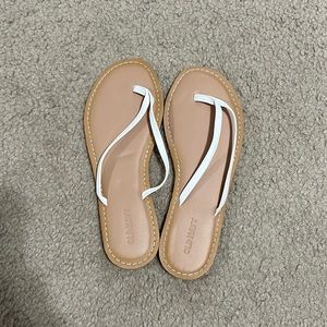 old navy flip flops